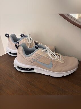 Nike Air Max Beige & Light Blue Sneakers